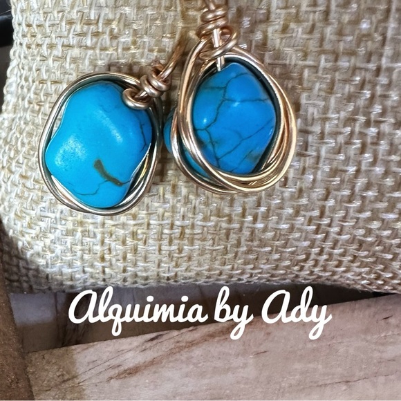 Alquimia Turquoise Gold Earrings - Picture 4 of 4